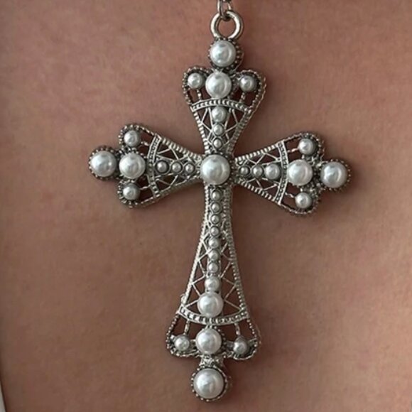 NWT Pearl 2 Pieces Choker  and Cross Pendant Necklace - Picture 6 of 11